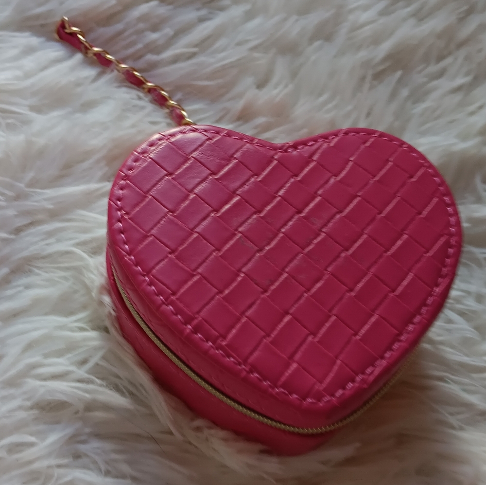 Heart-Shaped Pink Woven Bag ,Jewelery